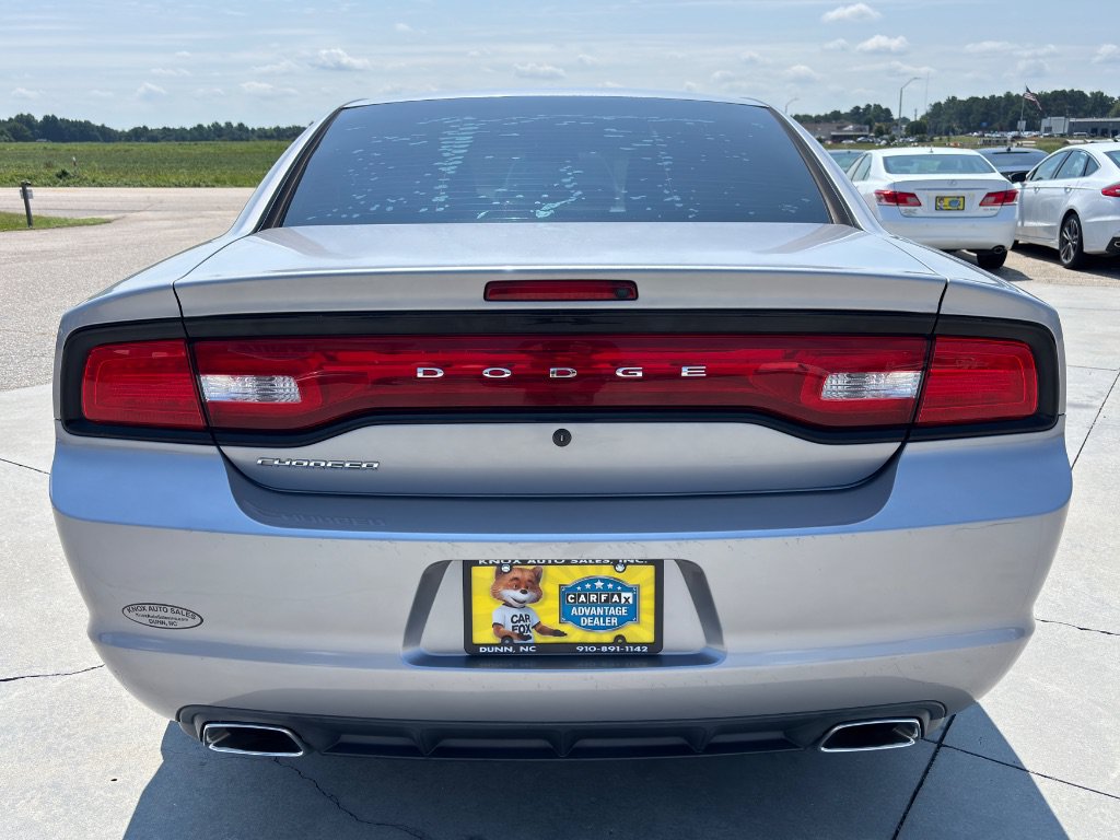 Used 2011 Dodge Charger Police RWD image 6
