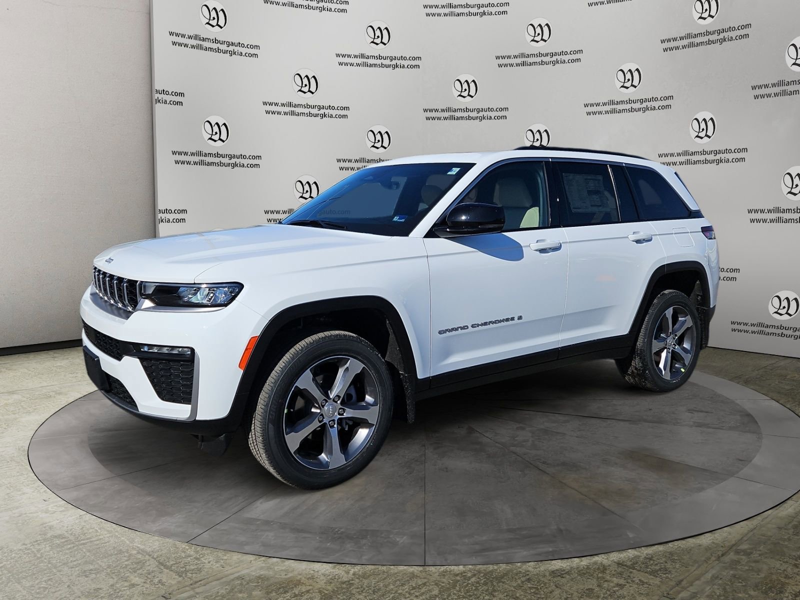 New 2026 Jeep Grand Cherokee Limited