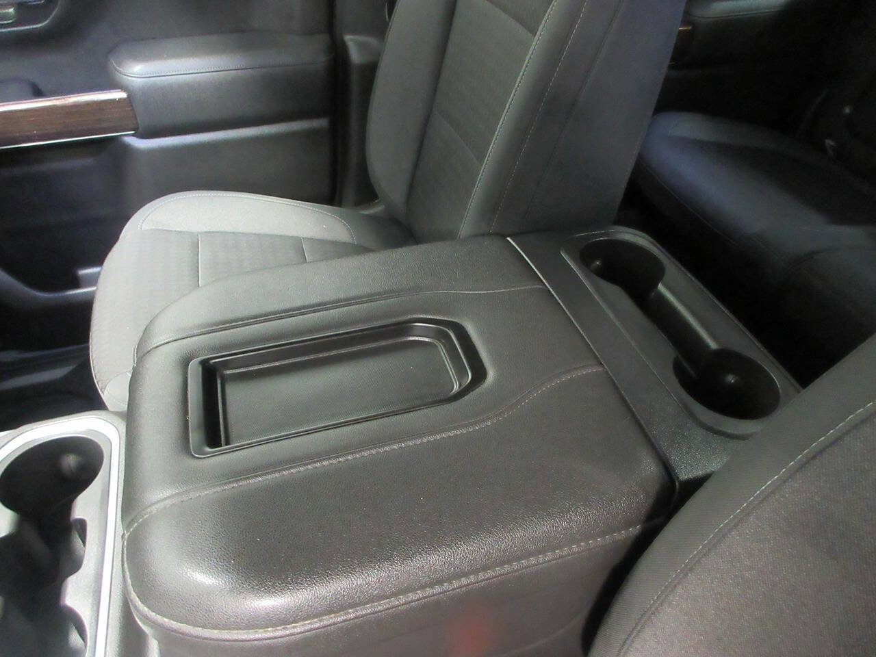 Used 2021 GMC Sierra 1500 Elevation w/ LPO, Elevation Black Package image 19