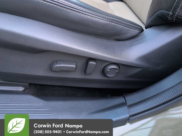 Used 2022 Subaru Outback Limited XT w/ Popular Package #2 AWD/4WD image 12