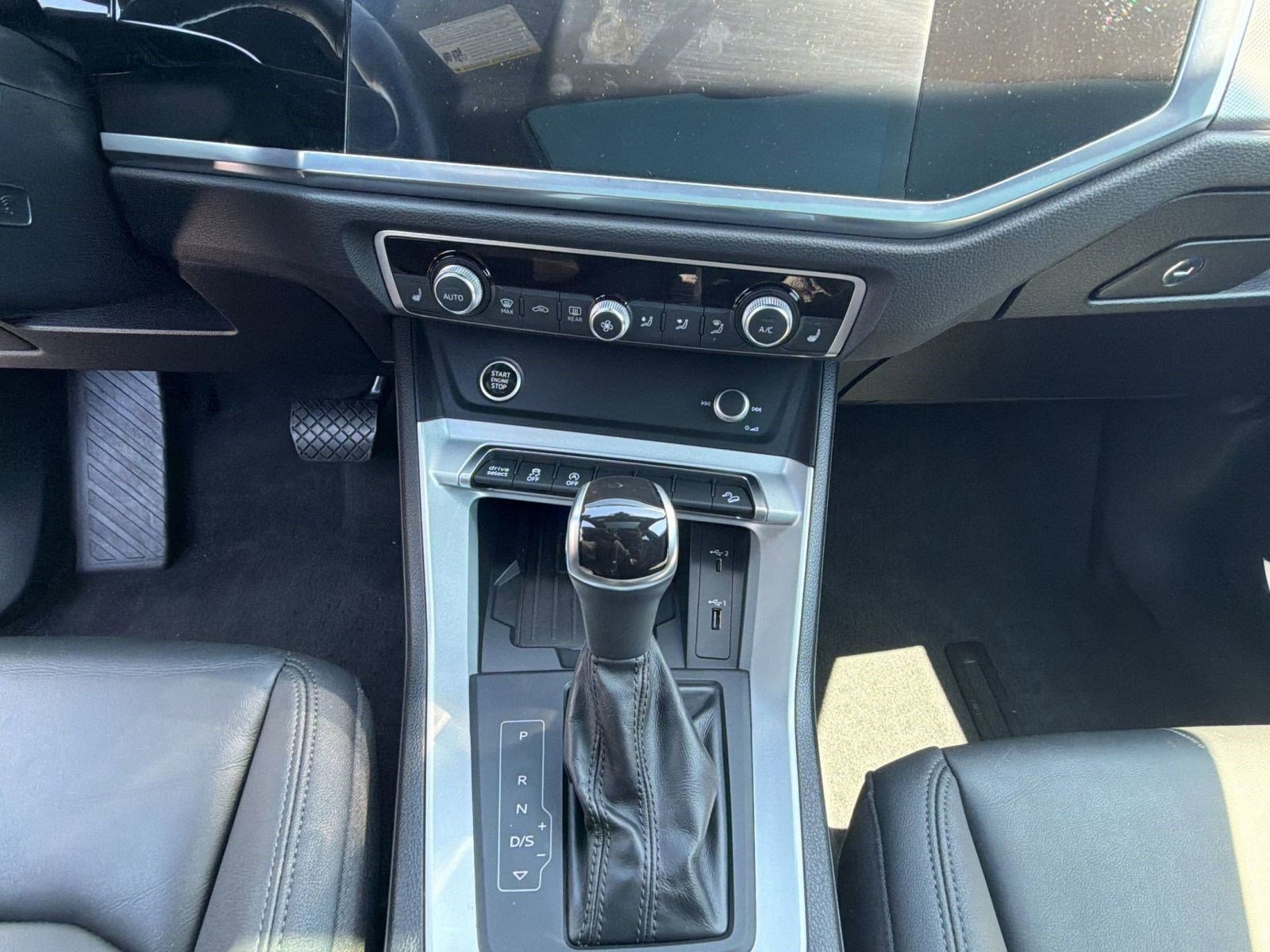 Used 2021 Audi Q3 2.0T Premium Plus AWD/4WD image 17