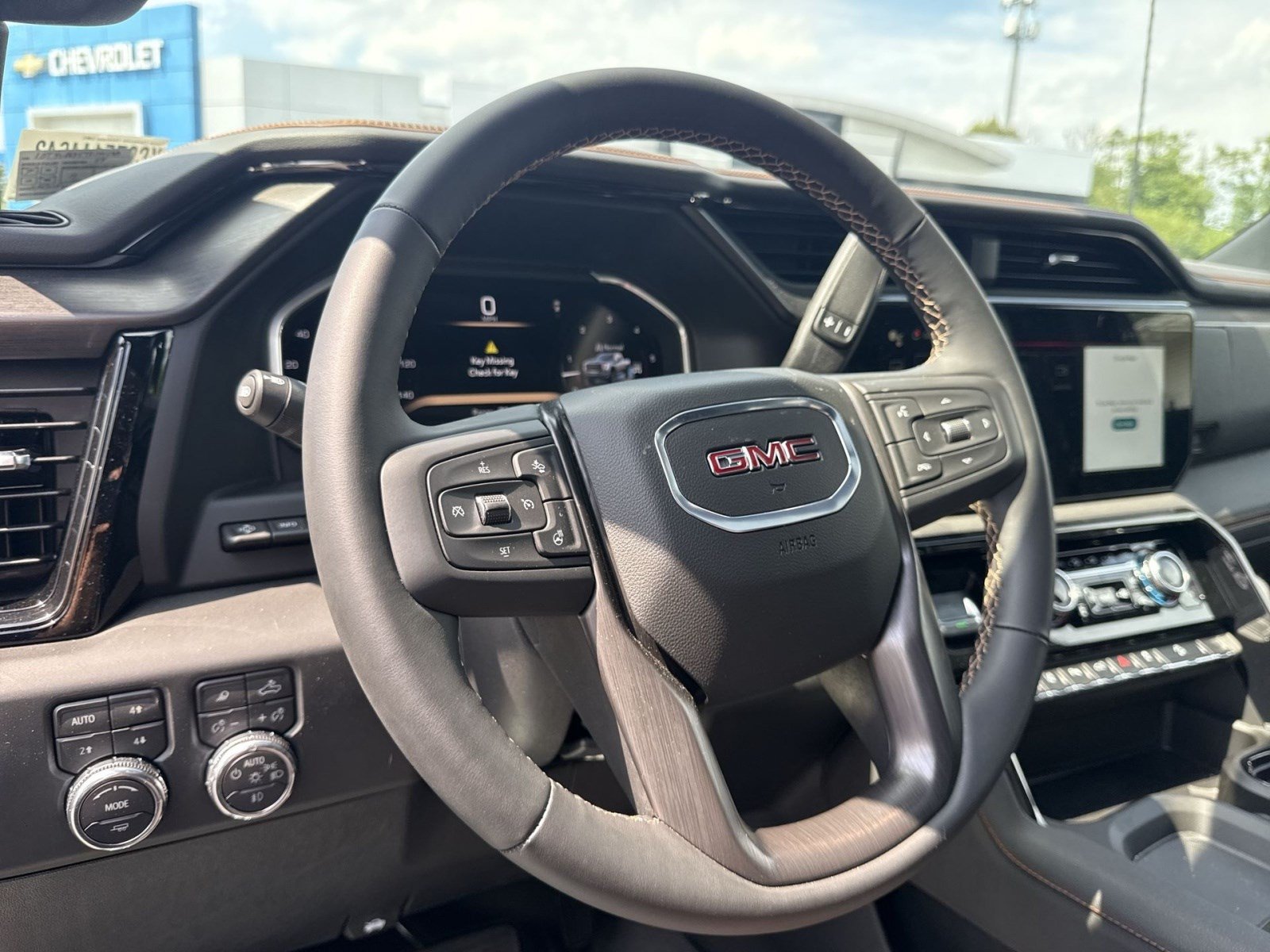 New 2026 GMC Sierra 2500 AT4 w/ Max Trailering Package AWD/4WD image 14