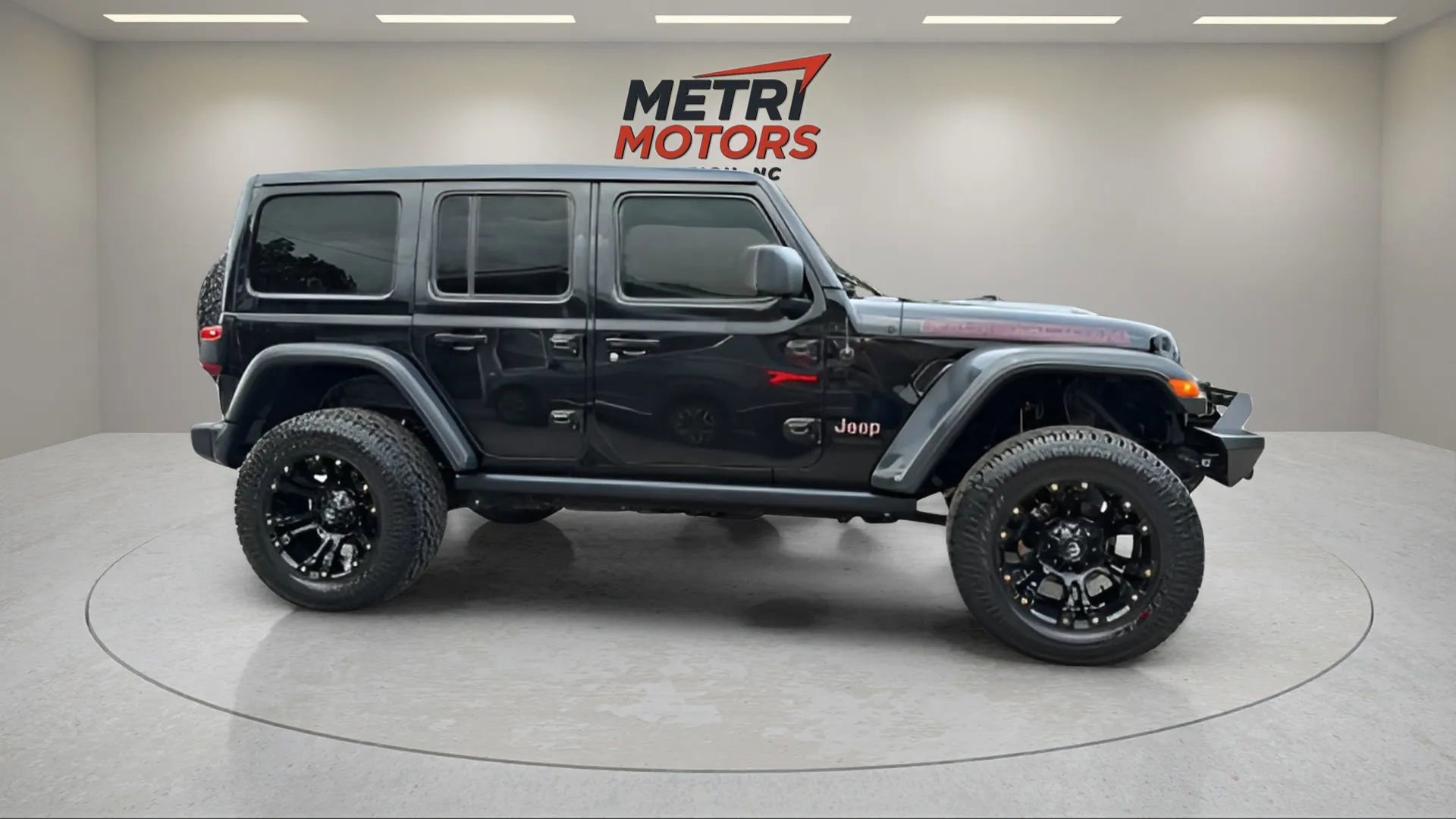 Used 2018 Jeep Wrangler Unlimited Rubicon image 2