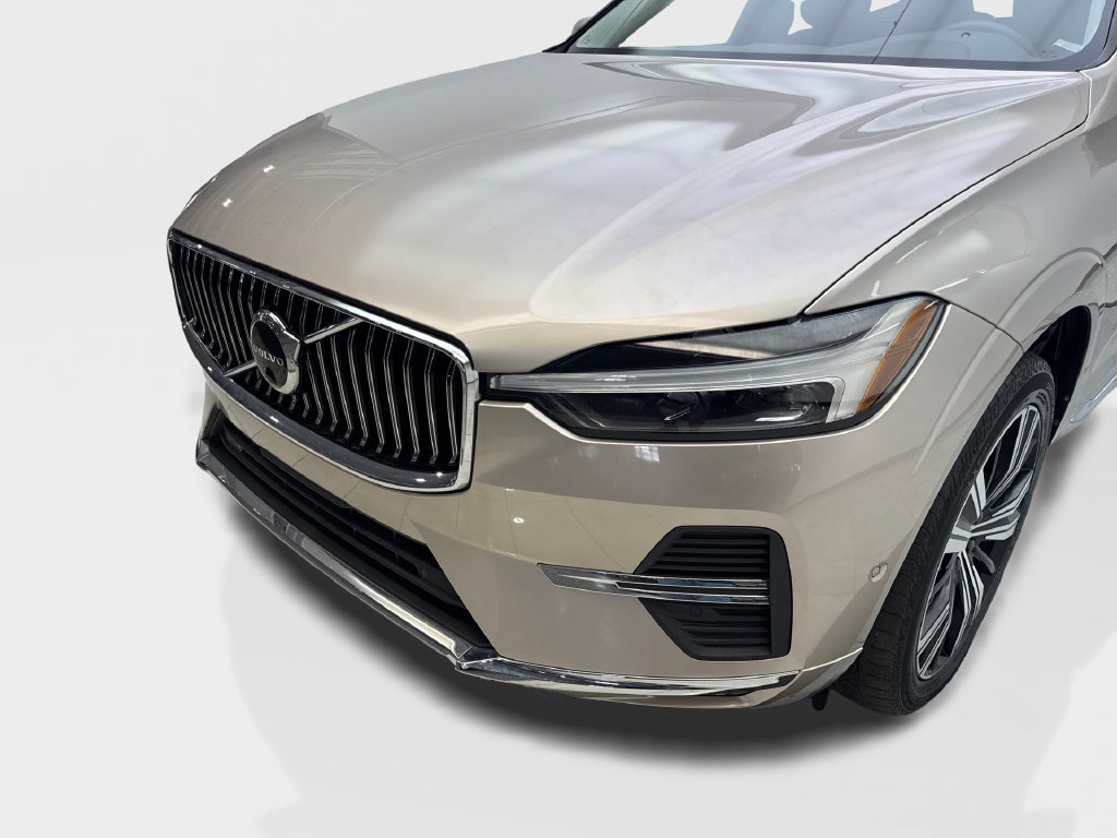 Used 2023 Volvo XC60 B5 Plus FWD image 18