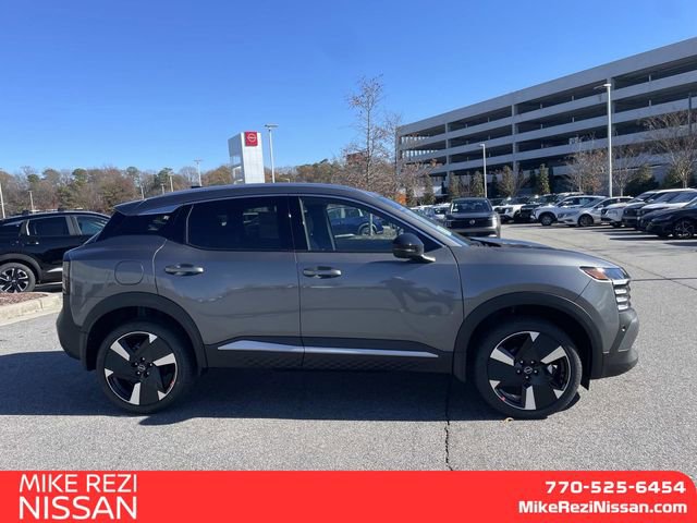 New 2026 Nissan Kicks SR FWD image 2