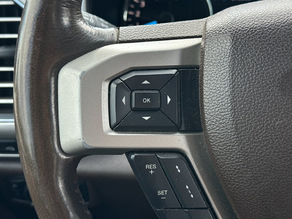 Used 2018 Ford F150 King Ranch w/ Equipment Group 601A Luxury AWD/4WD image 23