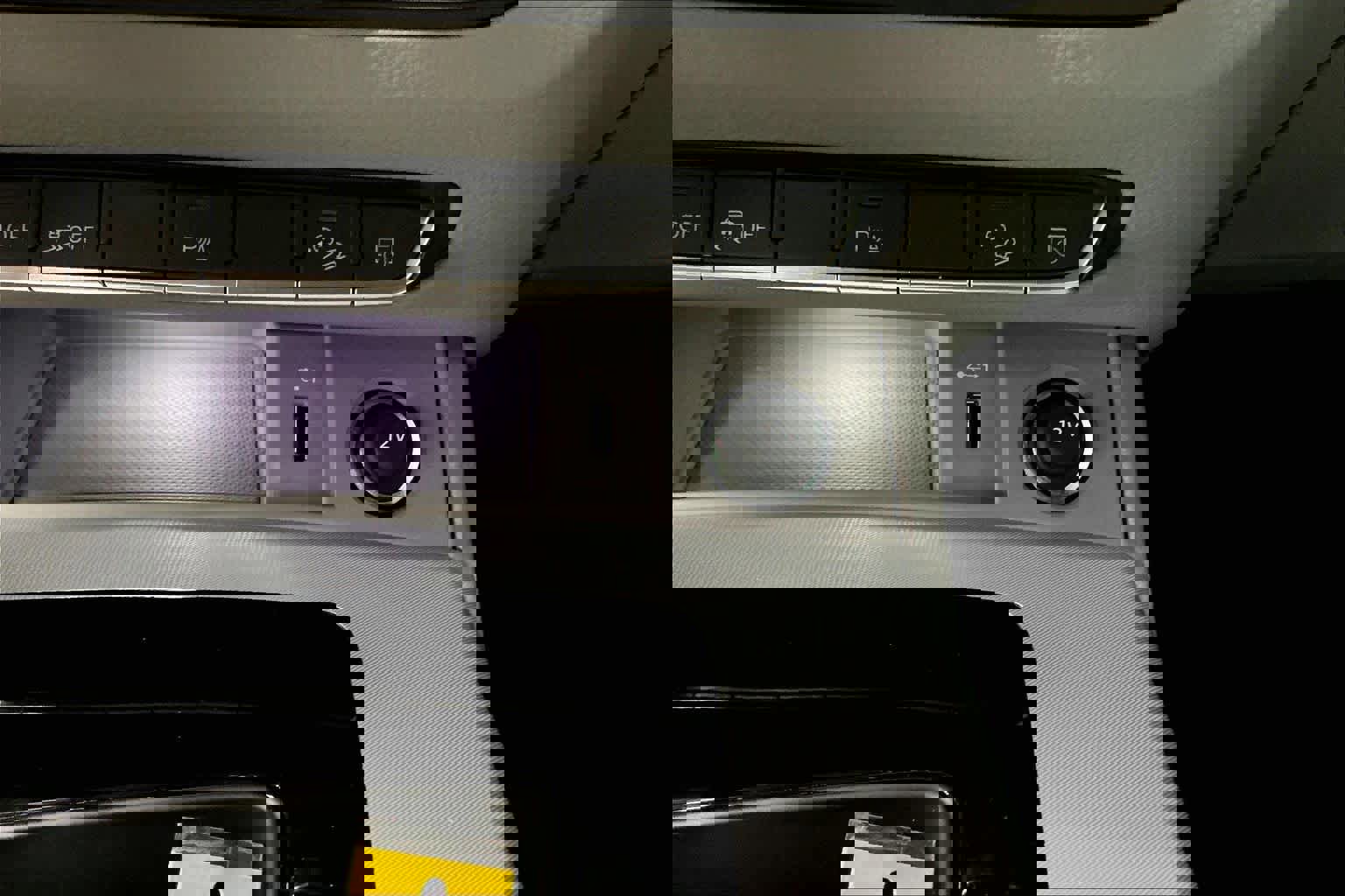 Certified 2025 Audi Q5 2.0T Premium w/ Convenience Plus Package image 36