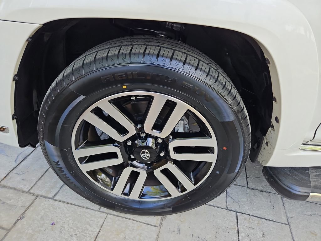 Used 2021 Toyota 4Runner Limited image 38