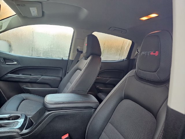 Used 2022 GMC Canyon AT4 w/ Trailering Package AWD/4WD image 6