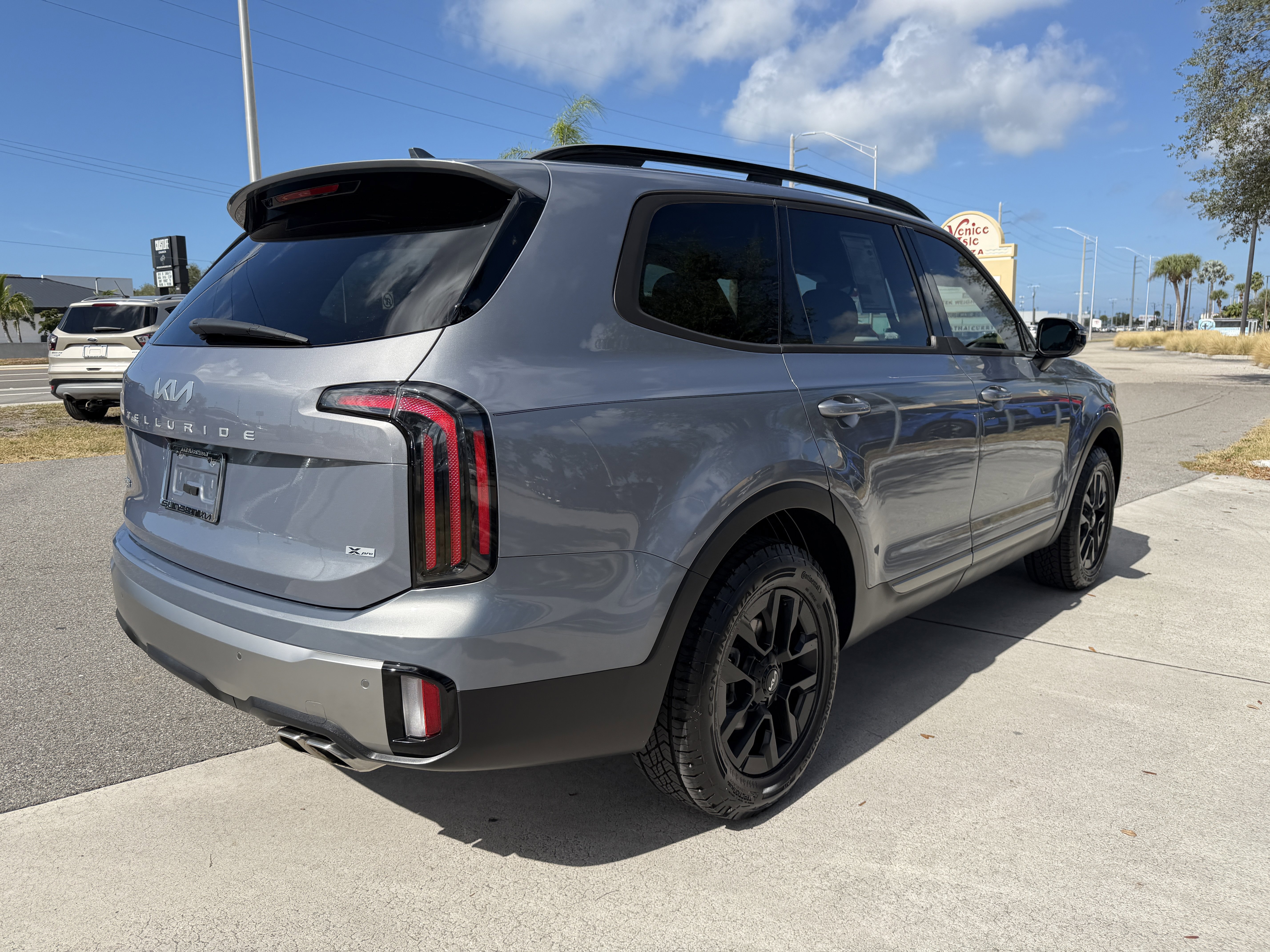 Used 2023 Kia Telluride SX Prestige X-Pro image 4