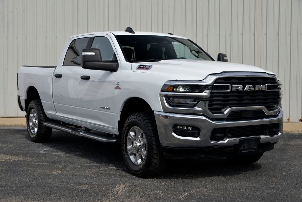 Used 2025 RAM 2500 Big Horn AWD/4WD image 2
