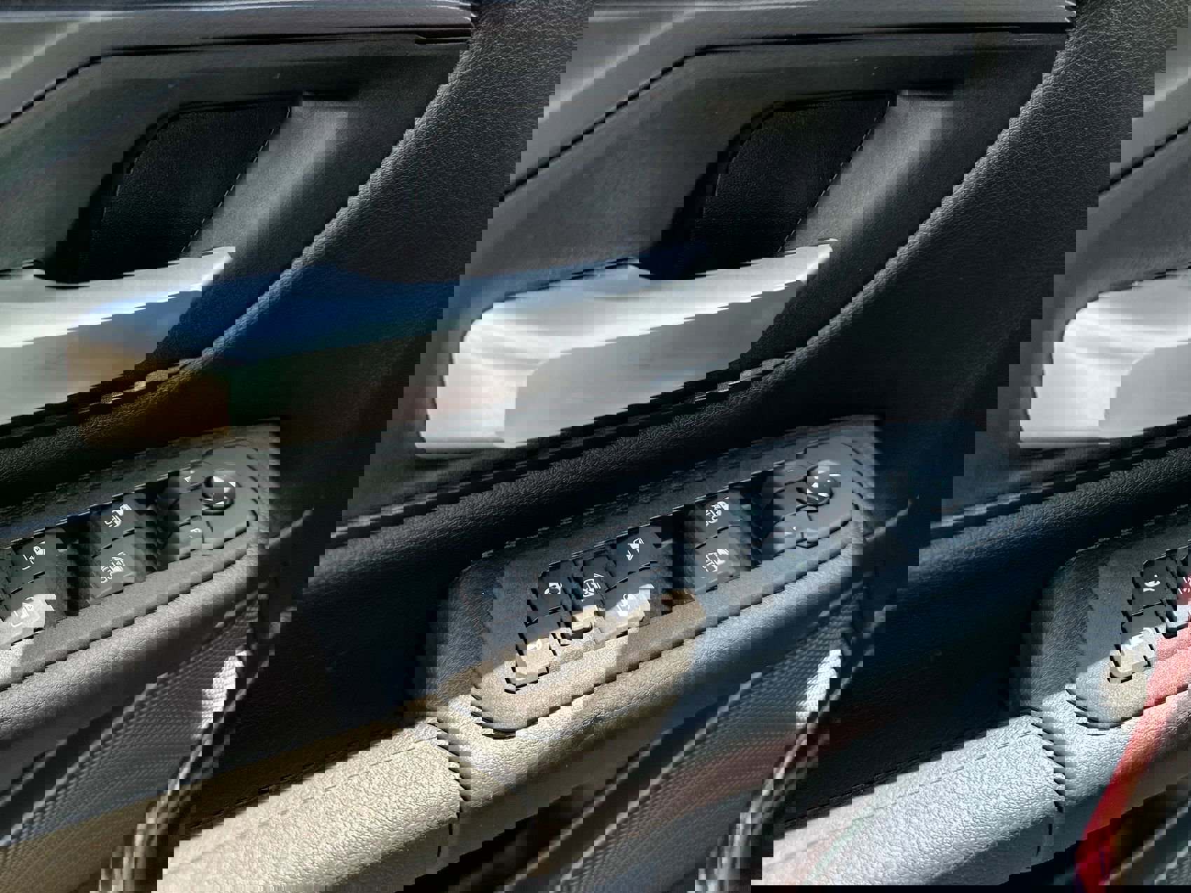 Used 2025 RAM 1500 Tradesman image 13