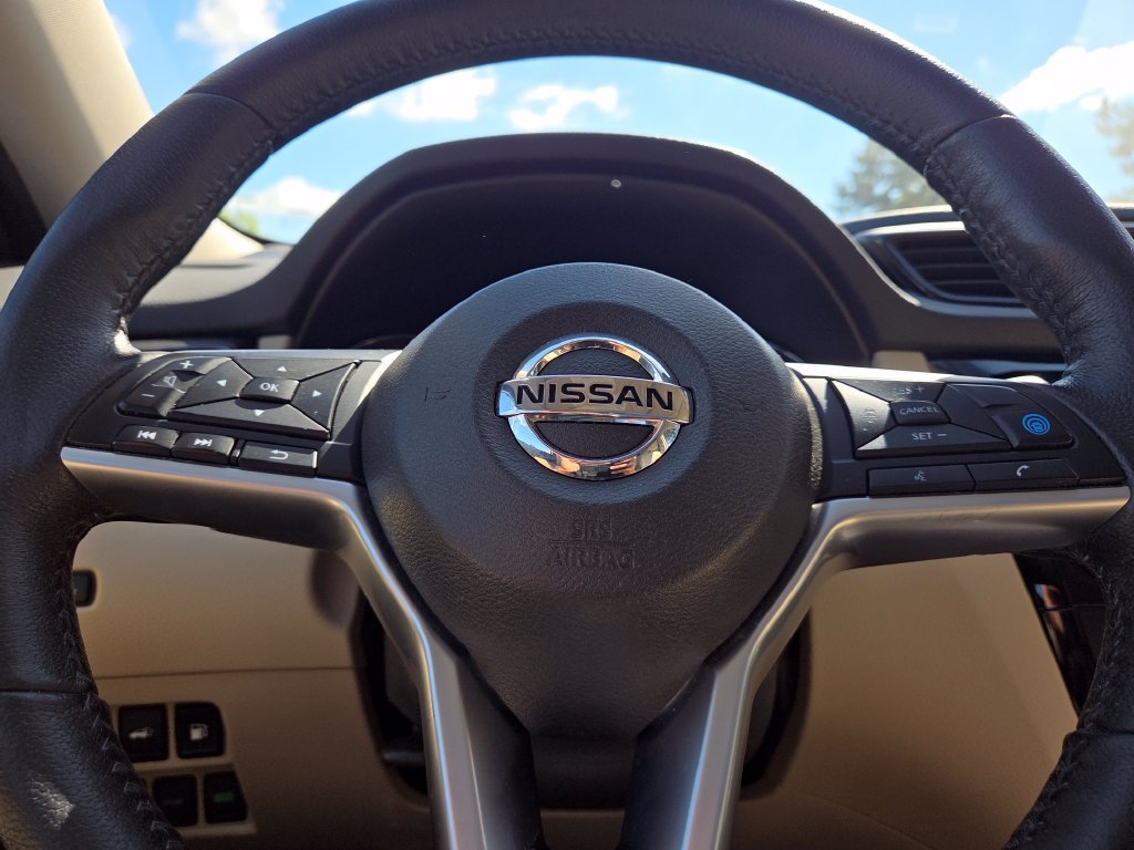 Used 2019 Nissan Rogue SV w/ Sun & Sound Touring Package AWD/4WD image 33