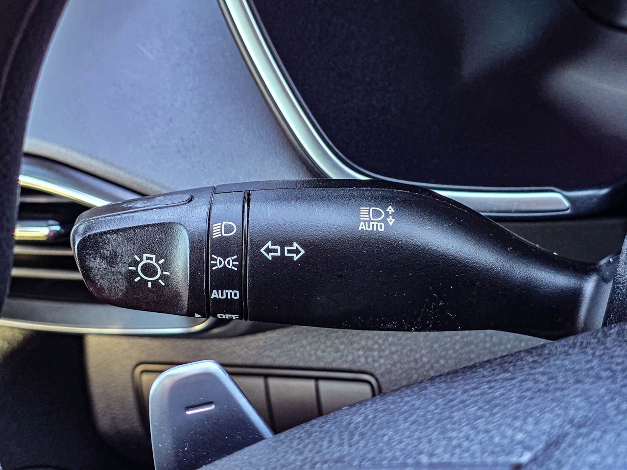 Used 2023 Hyundai Santa Fe SE image 21