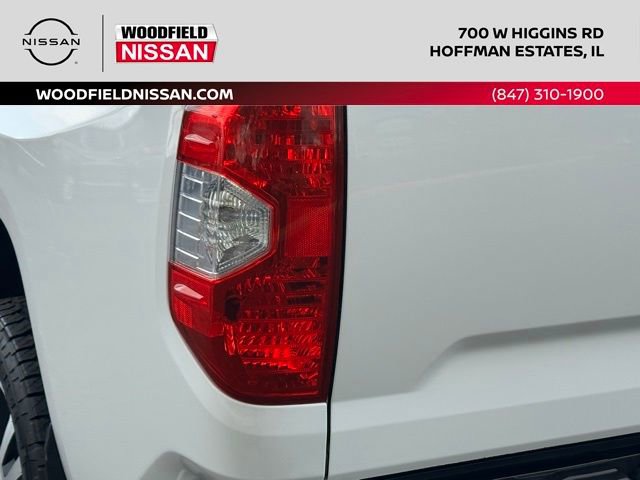 Used 2018 Toyota Tundra SR5 AWD/4WD image 17