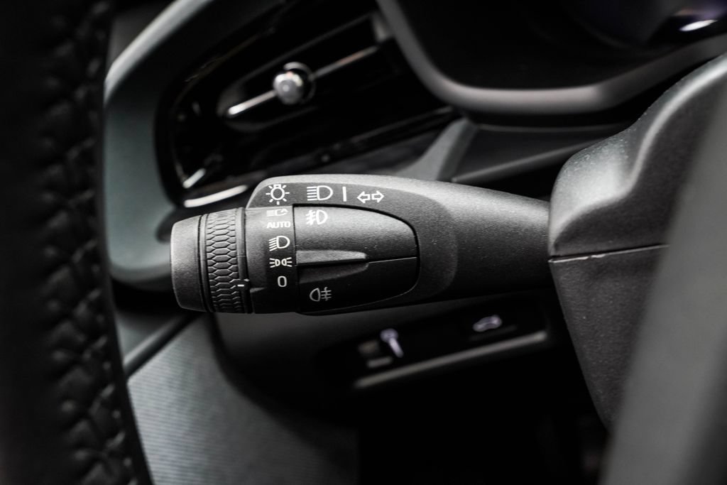 Used 2022 Polestar Polestar 2 AWD/4WD image 35
