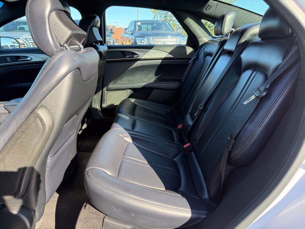 Used 2018 Lincoln MKZ Premiere FWD image 13