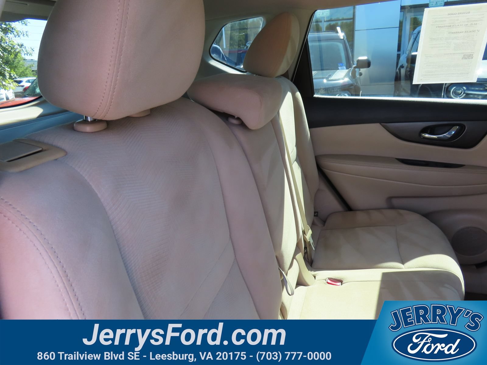 Used 2015 Nissan Rogue S AWD/4WD image 30