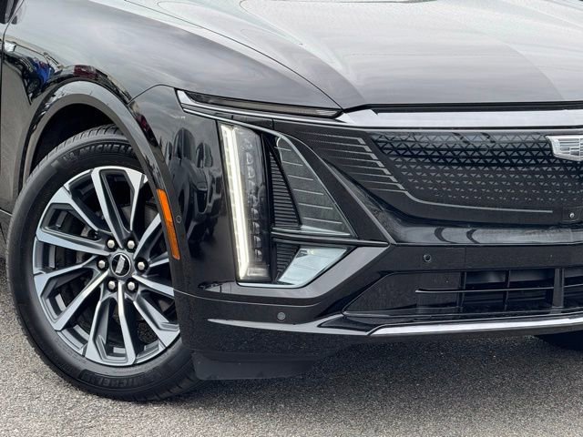 Certified 2024 Cadillac Lyriq Sport image 11