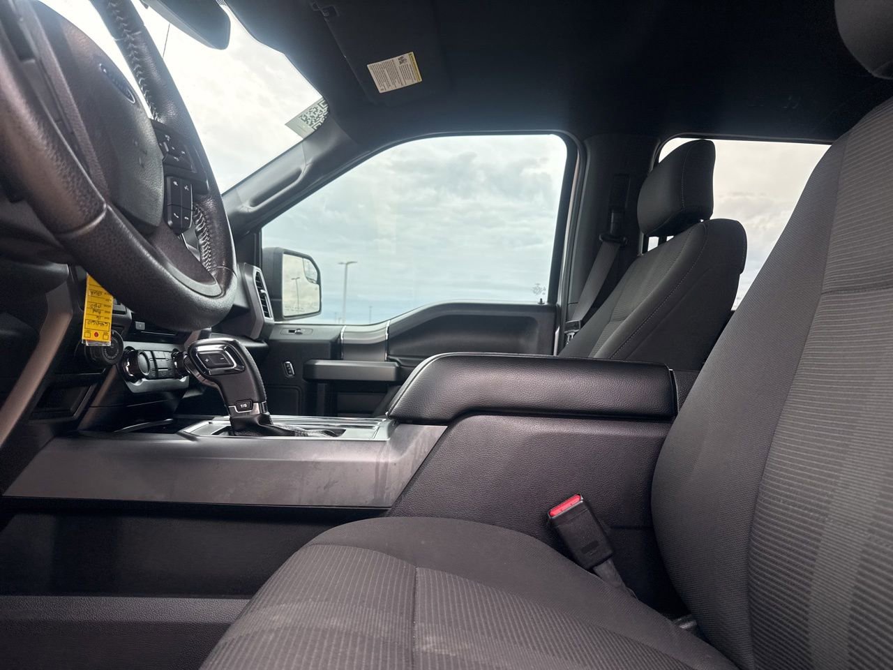 Used 2016 Ford F150 XLT w/ Equipment Group 302A Luxury AWD/4WD image 39