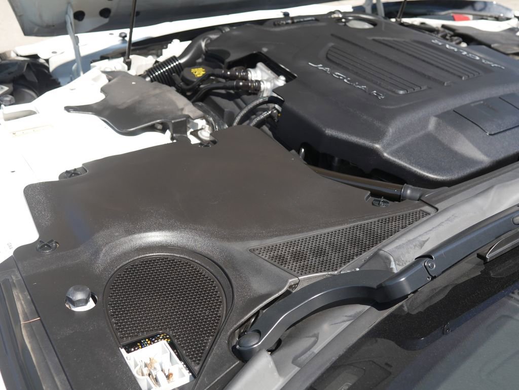 Used 2017 Jaguar F-TYPE S AWD/4WD image 13