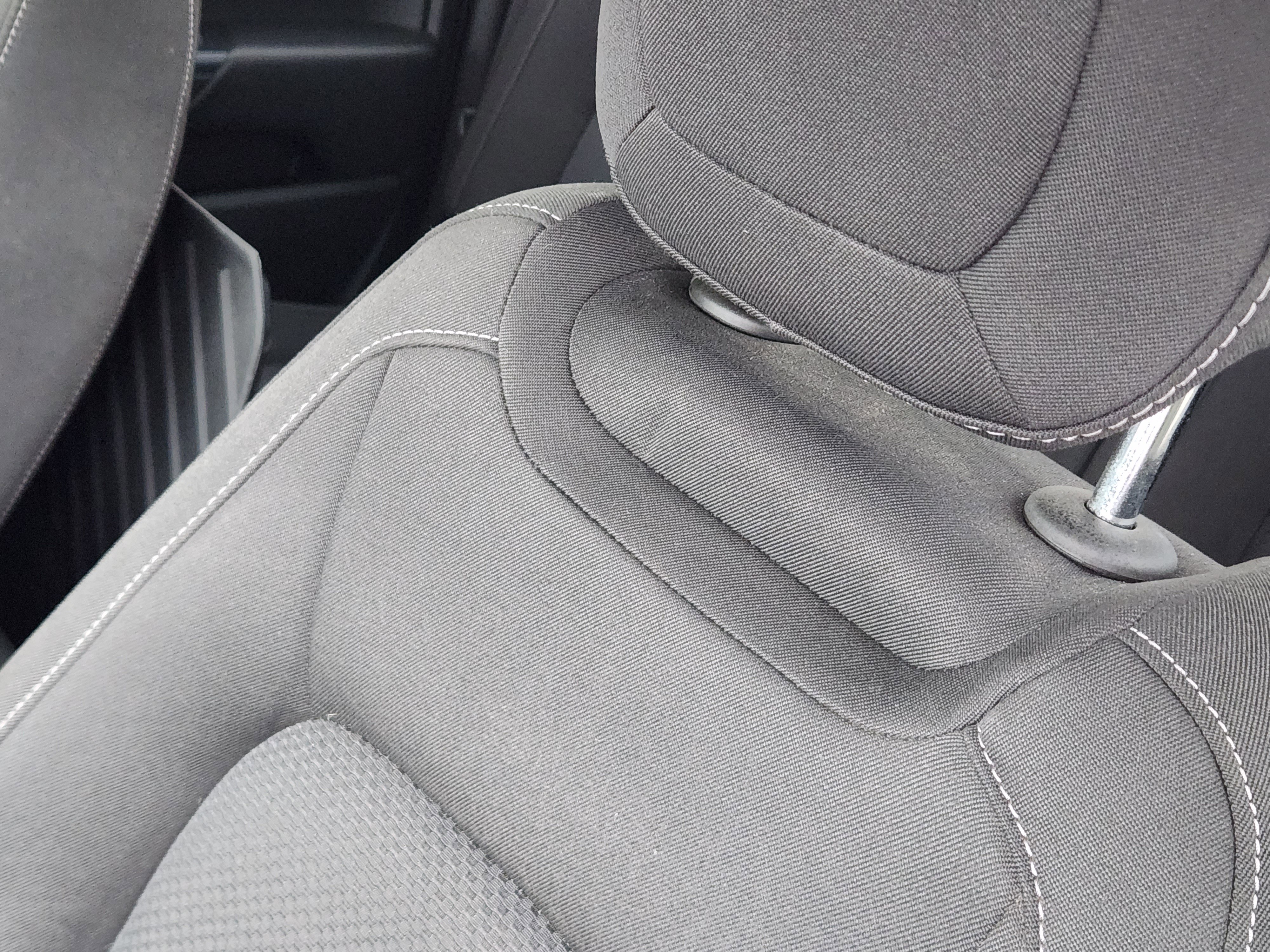 Used 2021 Chevrolet Colorado LT w/ LT Convenience Package image 16