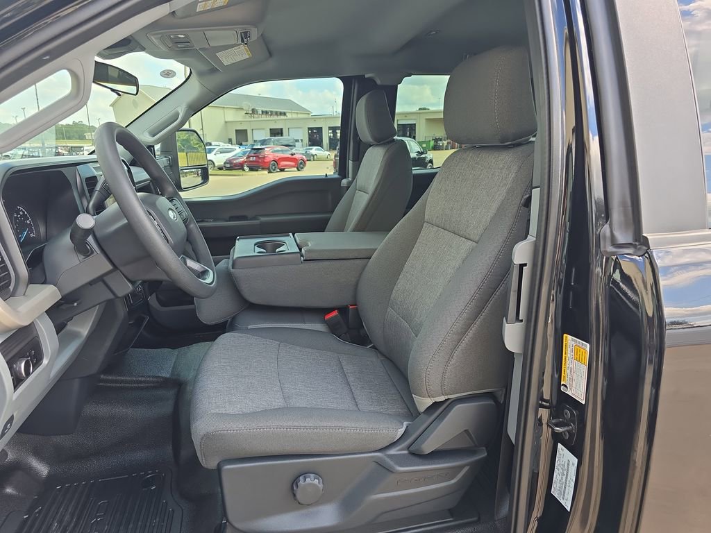 New 2026 Ford F350 XL w/ 360-Degree Camera Package image 15