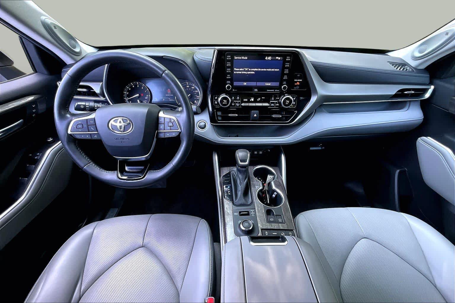 Certified 2020 Toyota Highlander Limited AWD/4WD image 15