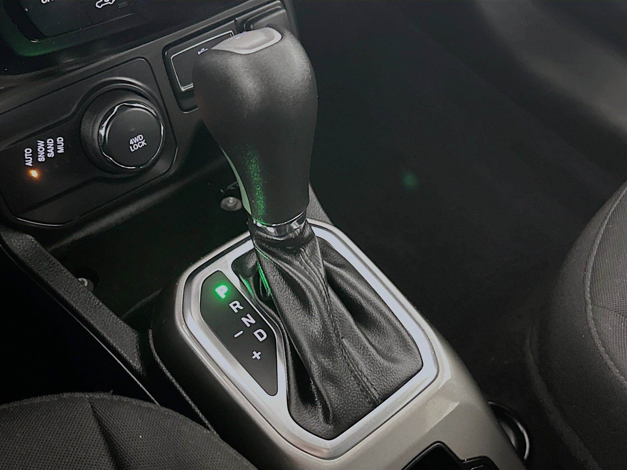 Used 2022 Jeep Renegade Latitude w/ Convenience Group image 17