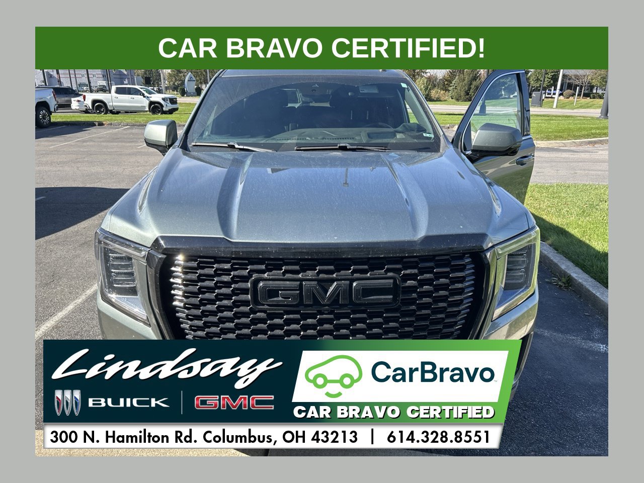 Used 2023 GMC Yukon XL Denali w/ Advanced Technology Package AWD/4WD image 1