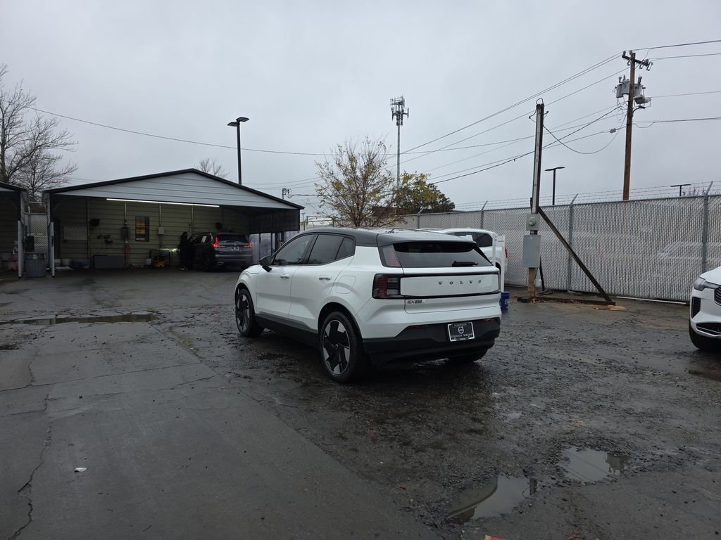 New 2025 Volvo EX30 Plus w/ Protection Package Premier image 15