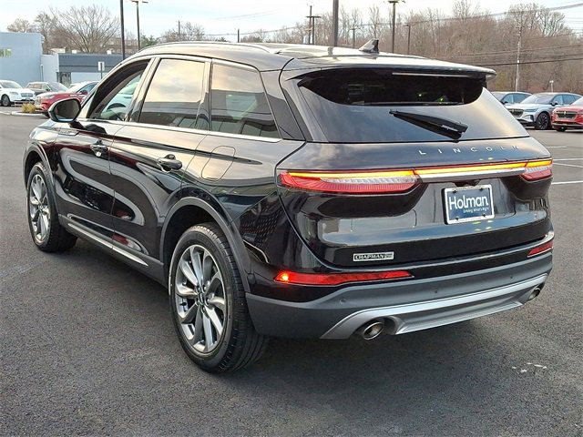 Used 2022 Lincoln Corsair AWD w/ Premium Package image 5