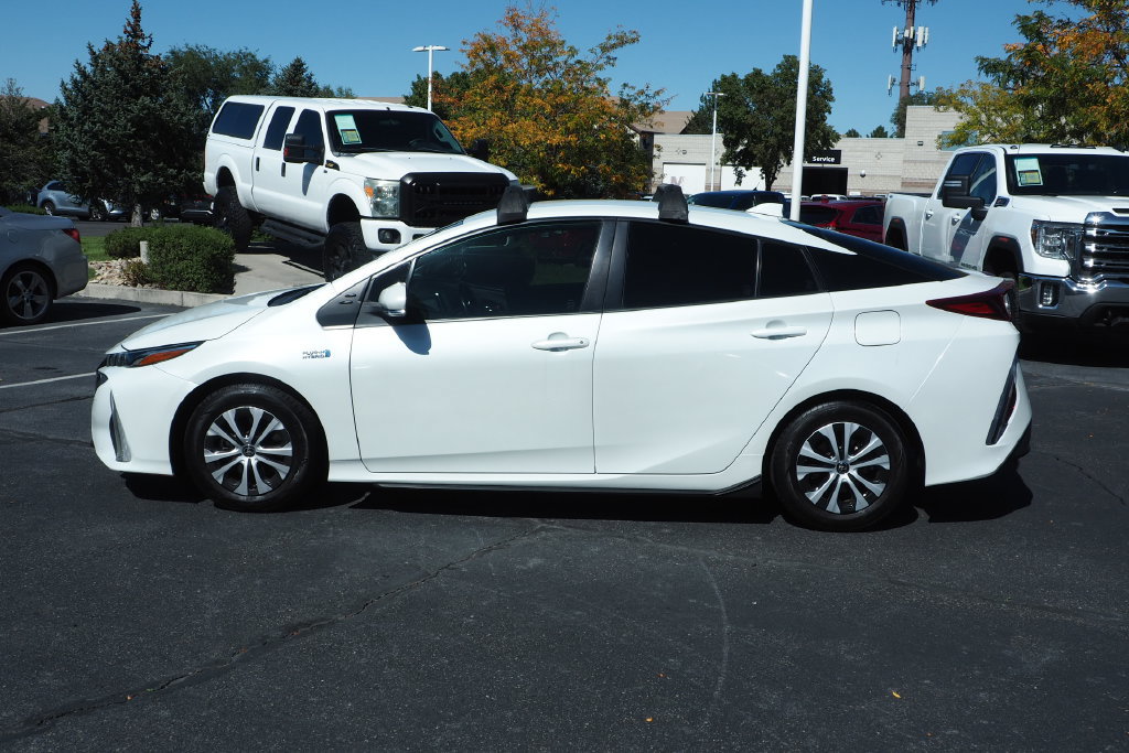Used 2022 Toyota Prius Prime XLE FWD image 8