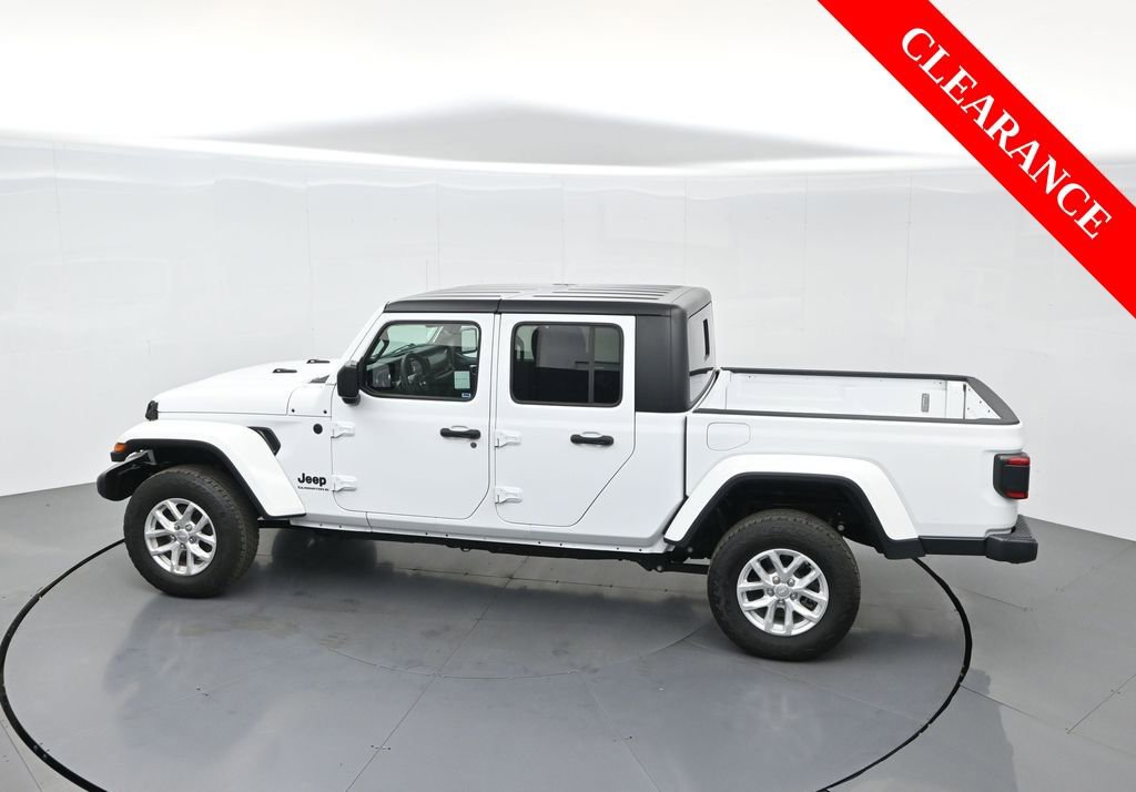 Used 2023 Jeep Gladiator Sport image 62