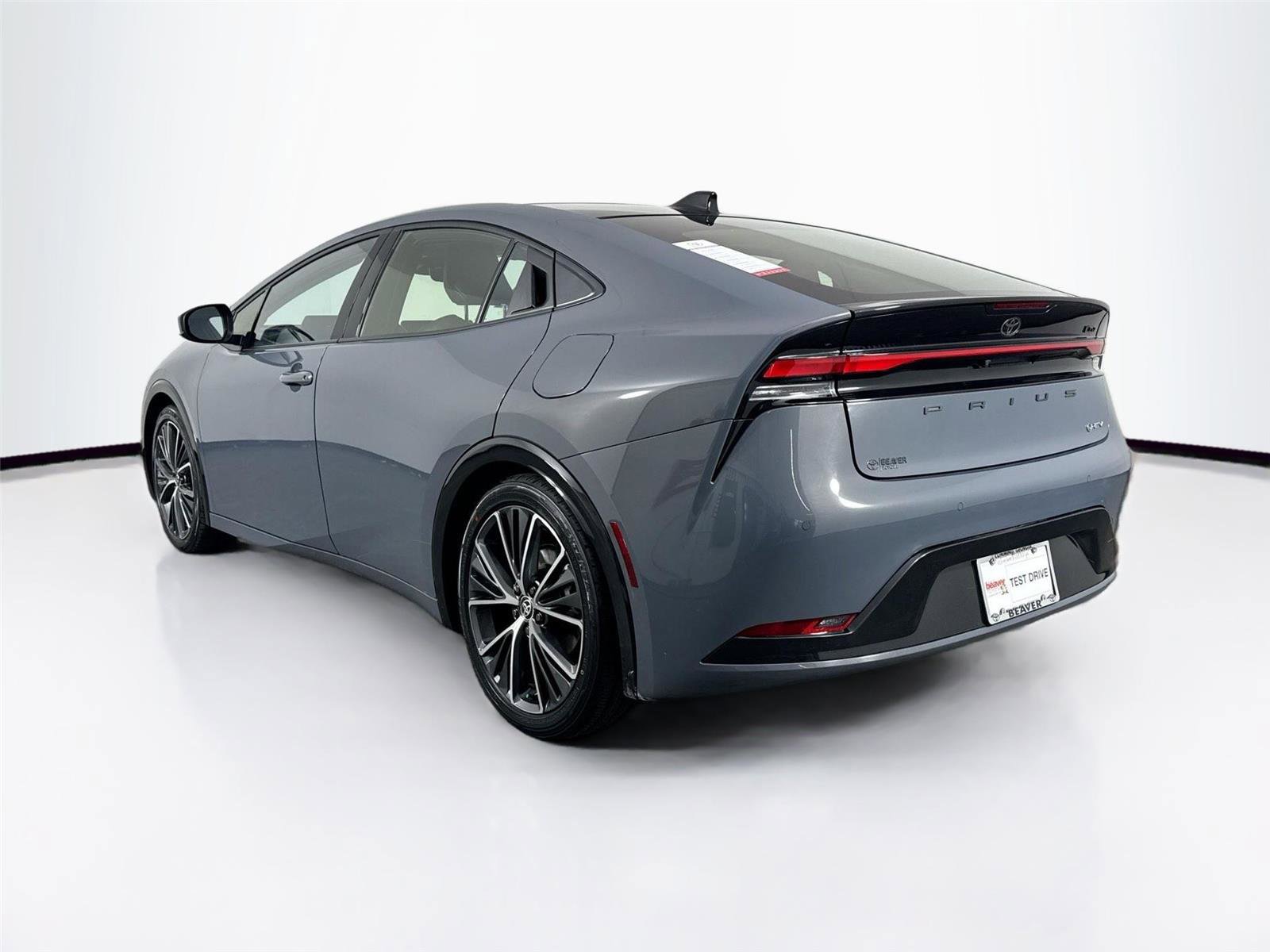 Used 2025 Toyota Prius Limited video 2