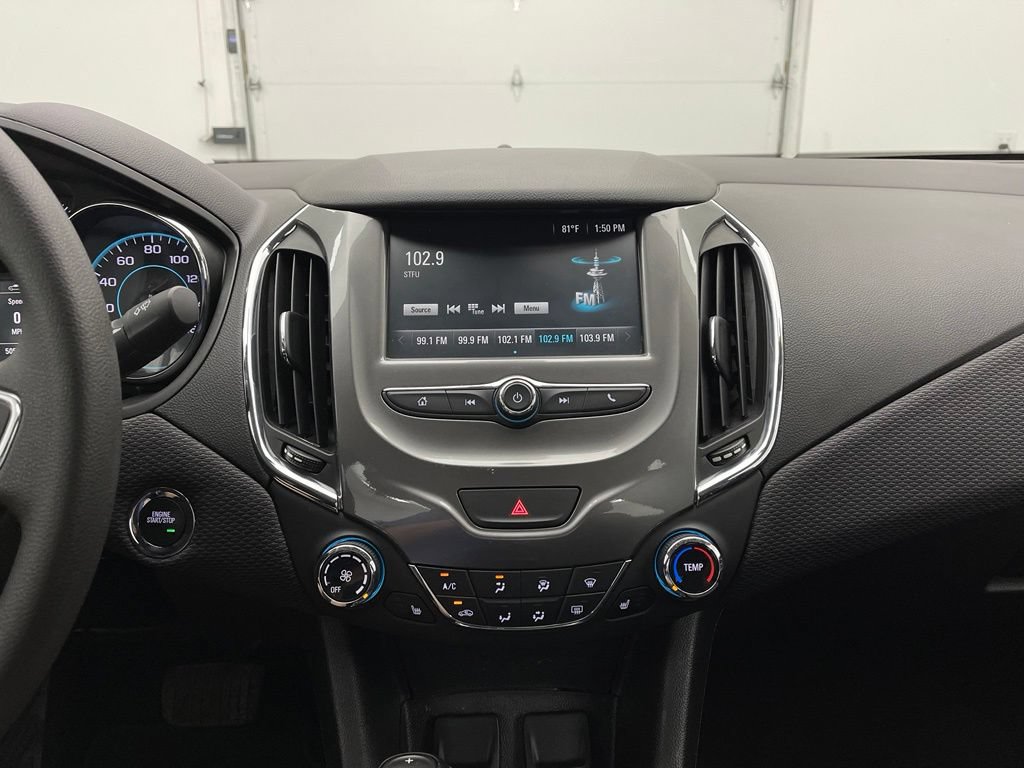 Used 2017 Chevrolet Cruze LT w/ Convenience Package FWD image 22