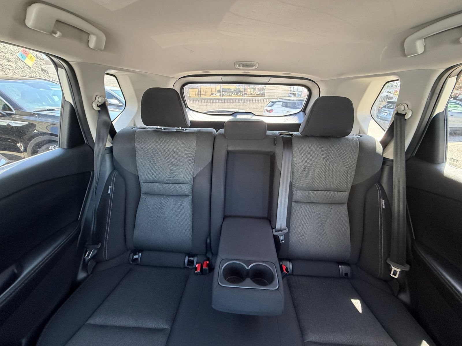 Used 2025 Nissan Rogue SV FWD image 40