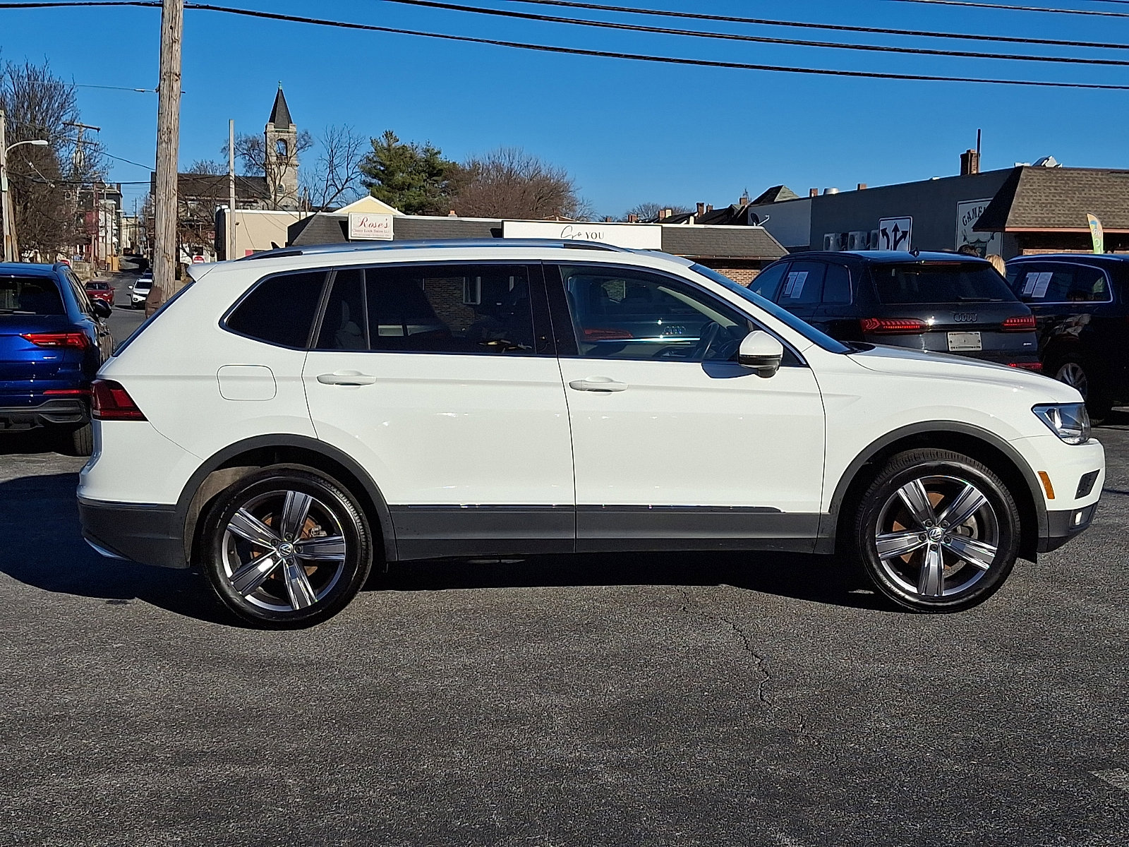 Used 2020 Volkswagen Tiguan SEL image 7
