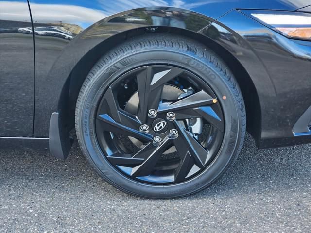 New 2026 Hyundai Elantra Sport FWD image 9