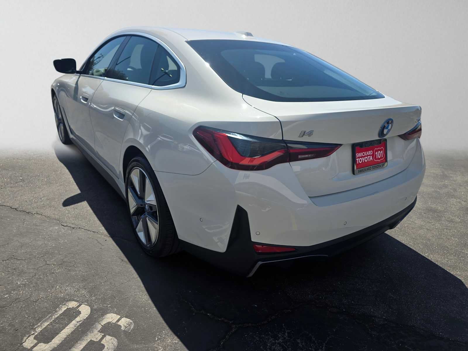 Used 2024 BMW i4 eDrive35 w/ Convenience Package RWD image 5