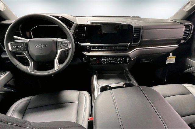 New 2026 Chevrolet Silverado 2500 LT w/ Trail Boss Package image 4