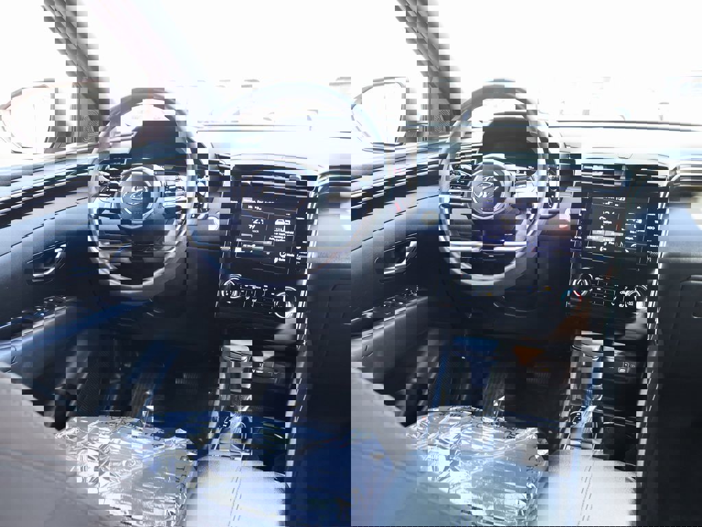 Used 2023 Hyundai Santa Cruz SEL image 14