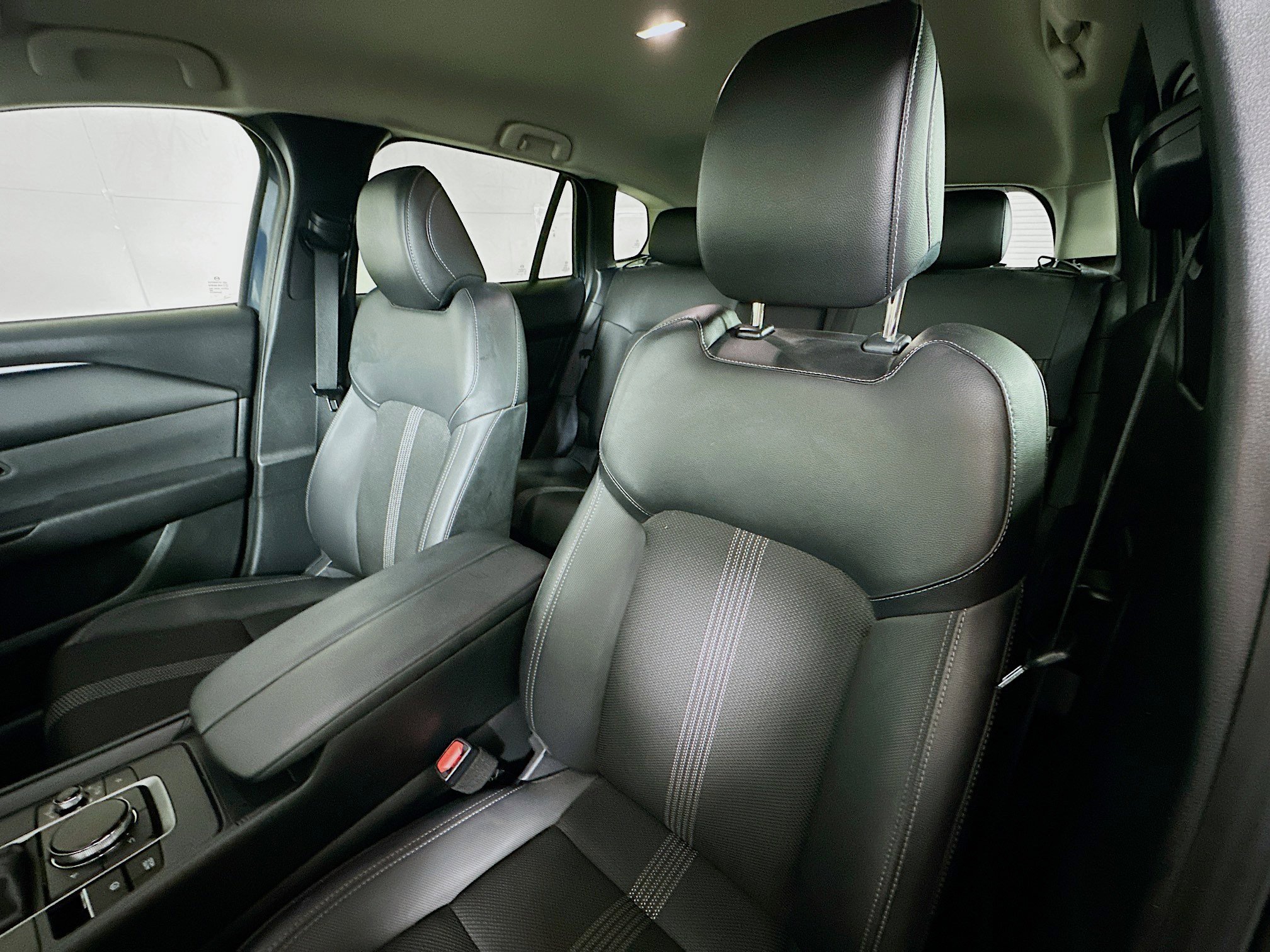 Used 2025 MAZDA CX-50 AWD 2.5 S w/ Preferred Package image 19