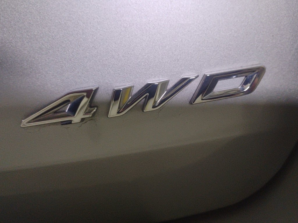 Used 2024 Ford Explorer XLT w/ Equipment Group 202A image 10