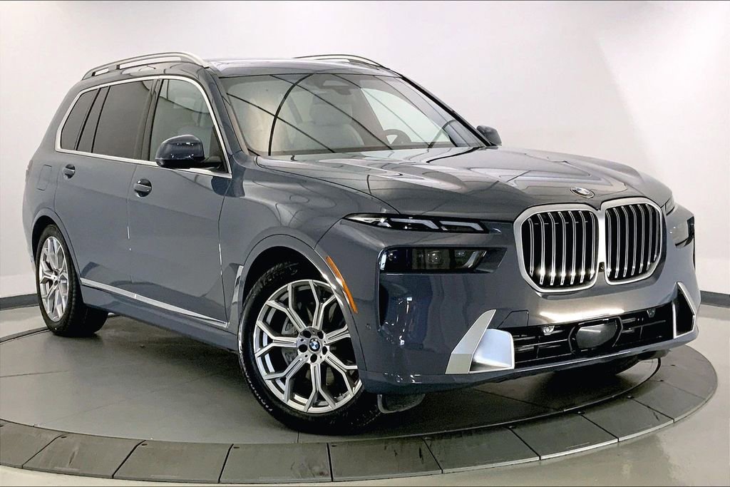 Certified 2026 BMW X7 xDrive40i image 1