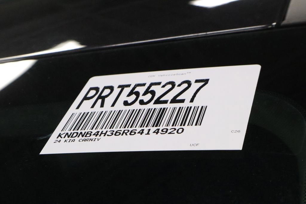 Used 2024 Kia Carnival LX FWD image 34