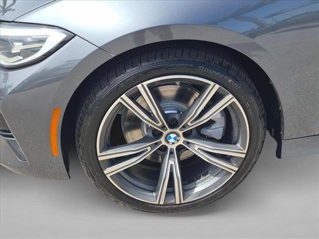 Used 2022 BMW 330i Sedan w/ Driving Assistance Package RWD image 25