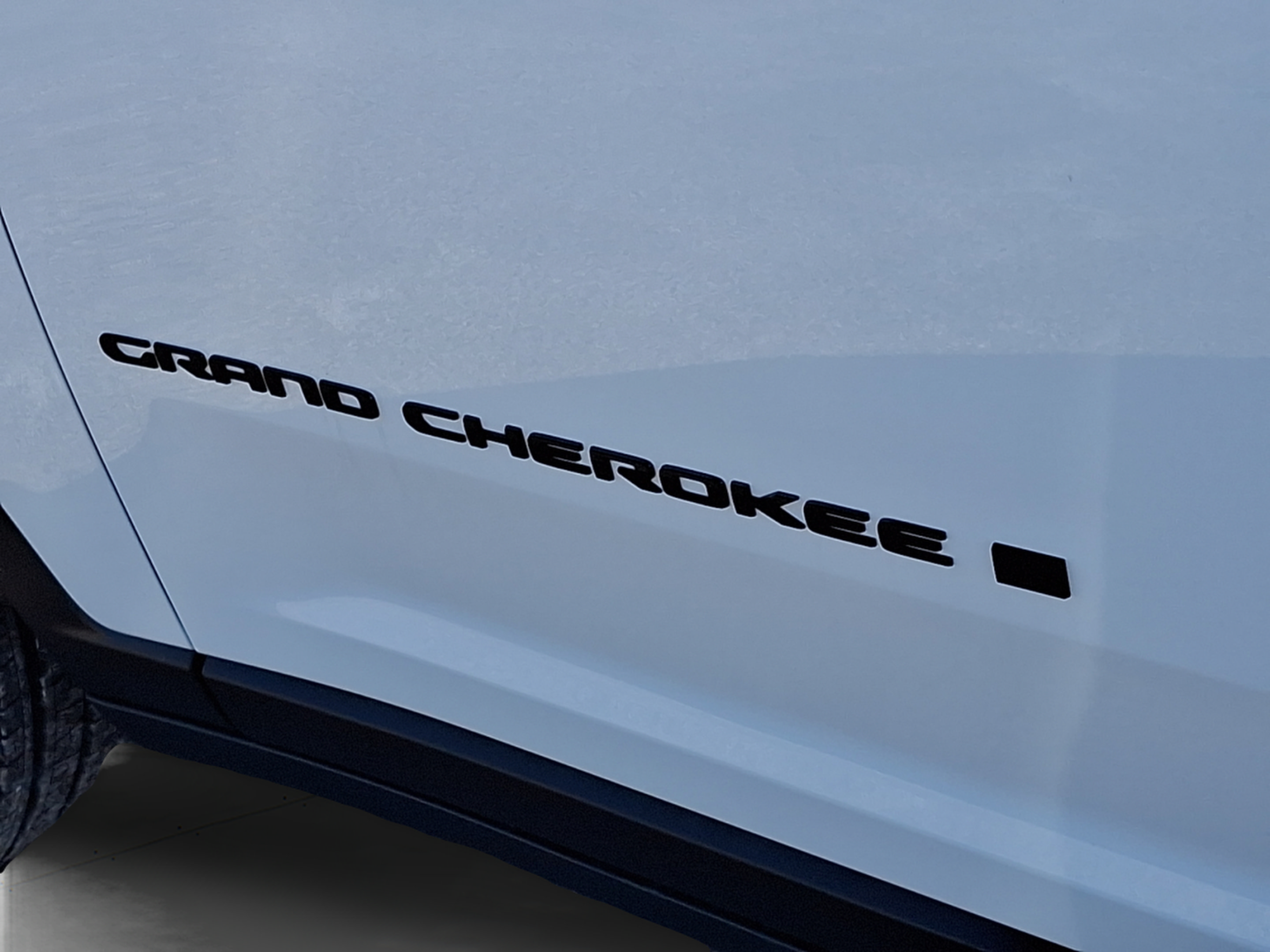 New 2025 Jeep Grand Cherokee Limited w/ Black Appearance Package AWD/4WD image 18