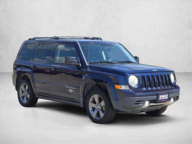 Used 2014 Jeep Patriot Latitude w/ Freedom Edition Package FWD image 3