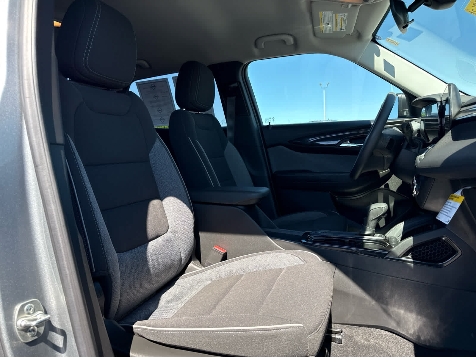 Certified 2024 Chevrolet TrailBlazer LS w/ LS Convenience Package FWD image 23